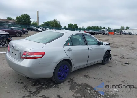 2010 Toyota Camry Le from USA, damaged, VIN 4T1BF3EK2AU102053